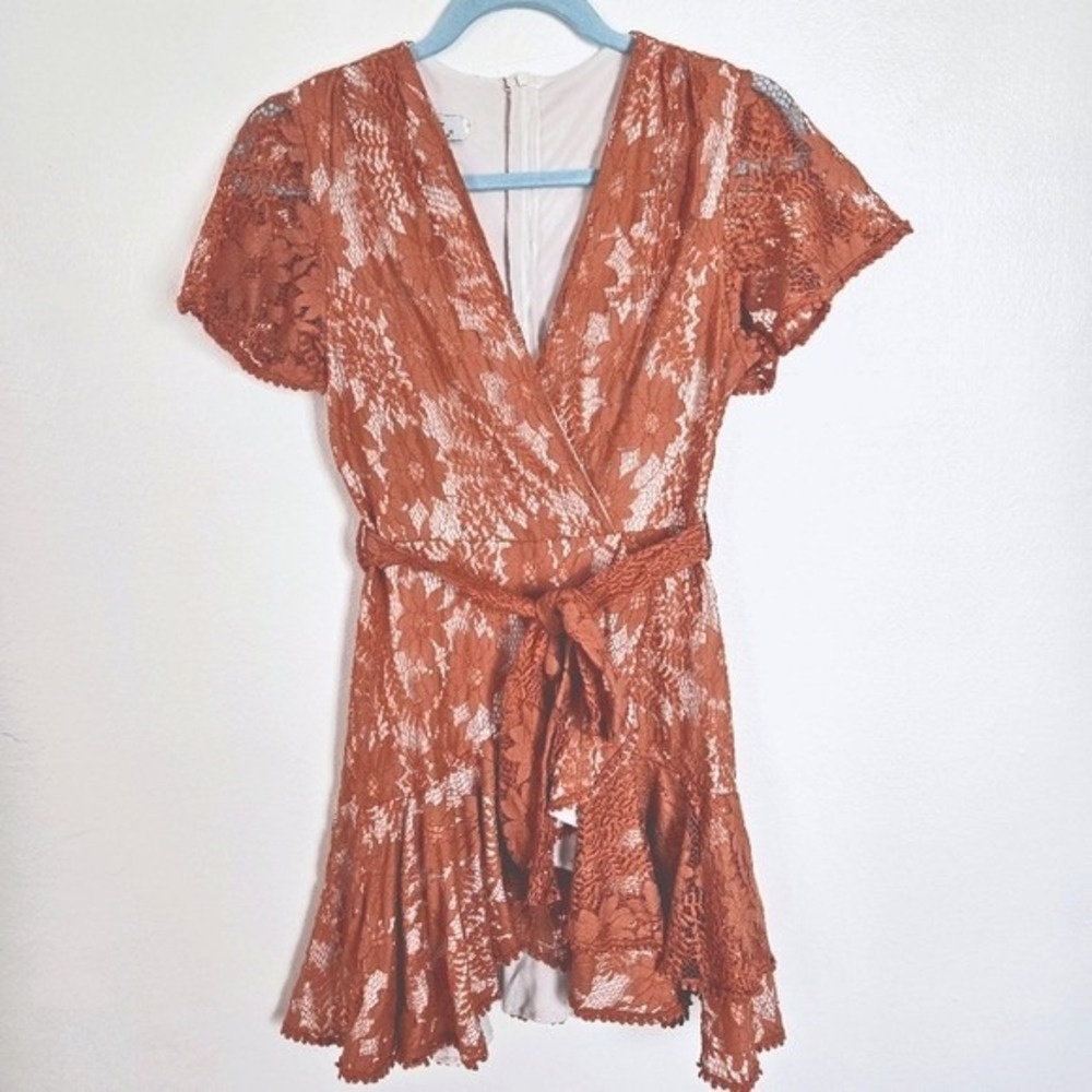HALFISLAND Rust Lace Wrap Mini Dress Flutter‎ Sleeve Tie Waist Ruffle Size Small